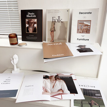 欧美时尚杂志拍摄道具书封面画册本子ins网红英文感场景布置摆拍