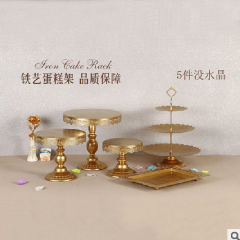 Postre de boda de oro Adornos de mesa Soporte de pastel de estilo europeo Accesorios de boda Bandeja de pastel de encaje Soporte de punto de hierro 12 piezas