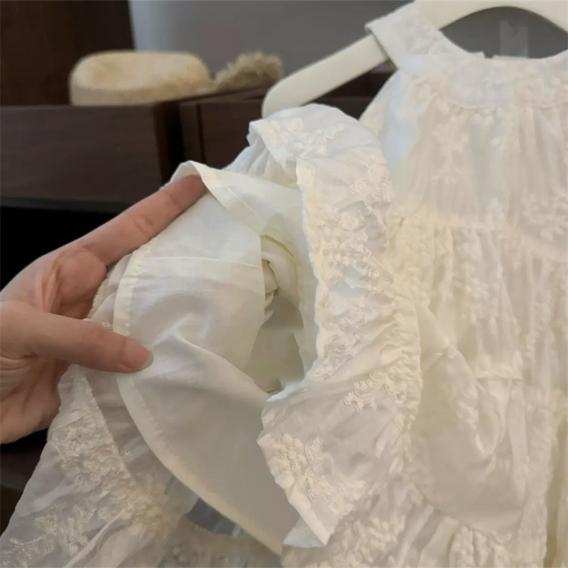 Vestido de verano para niñas 2025 Vestido de princesa de cumpleaños para niños pequeños y medianos de estilo occidental Falda de chaleco bordada Falda de tirantes de hadas