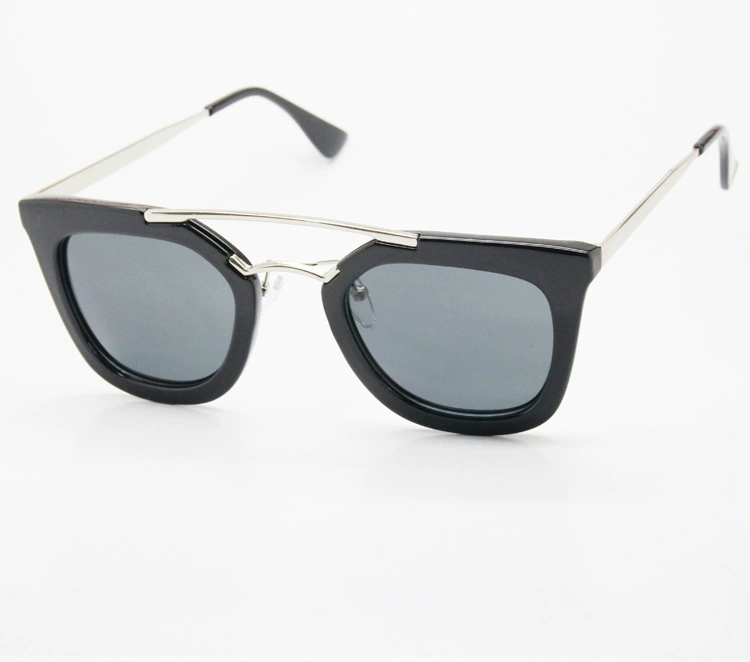 Trend glasses for adults solar-powered, European style, UV protection