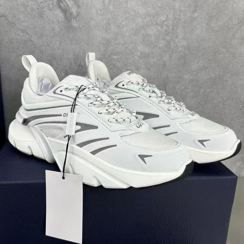 European cross-border men's shoes: new versatile dad shoes, classic tennis shoes, thick-soled lace-up fashion sports casual shoes, trendy European cross-border men's shoes: new versatile dad shoes, classic tennis shoes, thick-soled lace-up fashion sports casual shoes, trendy