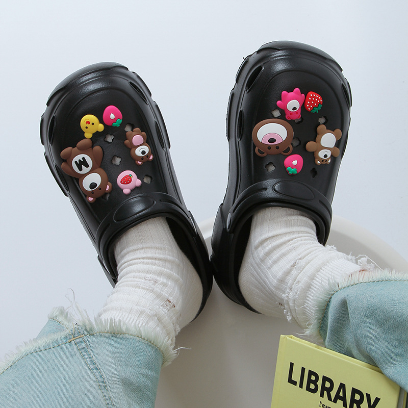 2025 New Thick-Soled Bear-Themed Clogs for Women, Summer Outdoor Platform Sandals with Height Increase, Beach Sandals and Slippers