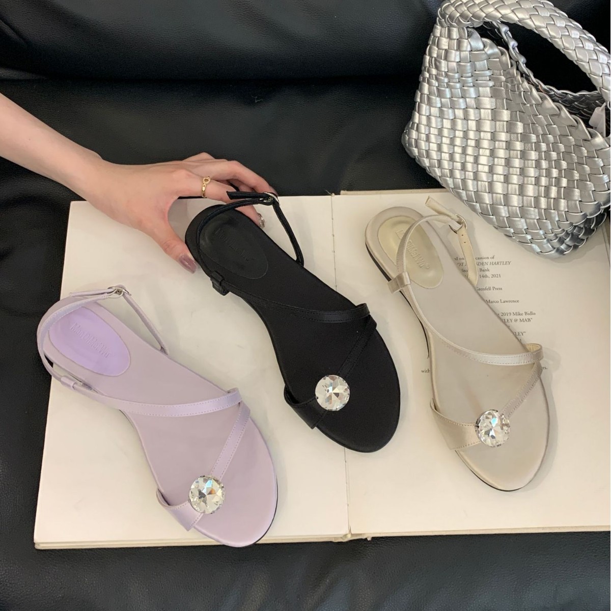 Summer beach sandals flat with rhinestones