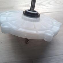 洗衣机配件半自动洗衣机减速器10齿11齿方轴