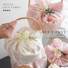 芝生の結婚式、ブライズメイド、女性のお土産、手作りの小さな風ギフトバスケット、美容業界の衣料品ビジネス感謝のギフト