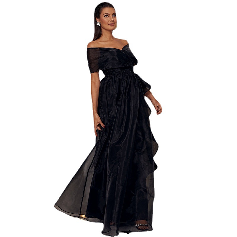 Comercio exterior transfronterizo europeo y americano adulto negro fuera del cuello de corte bajo costura de malla princesa temperamento vestido de noche de alta gama para mujeres