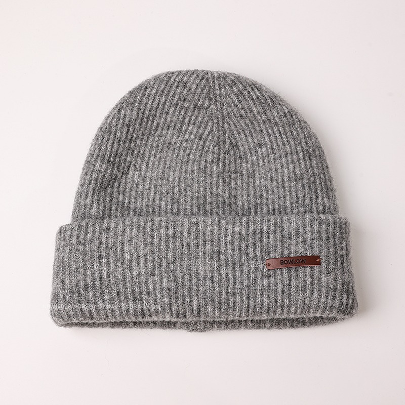 Light gray hat