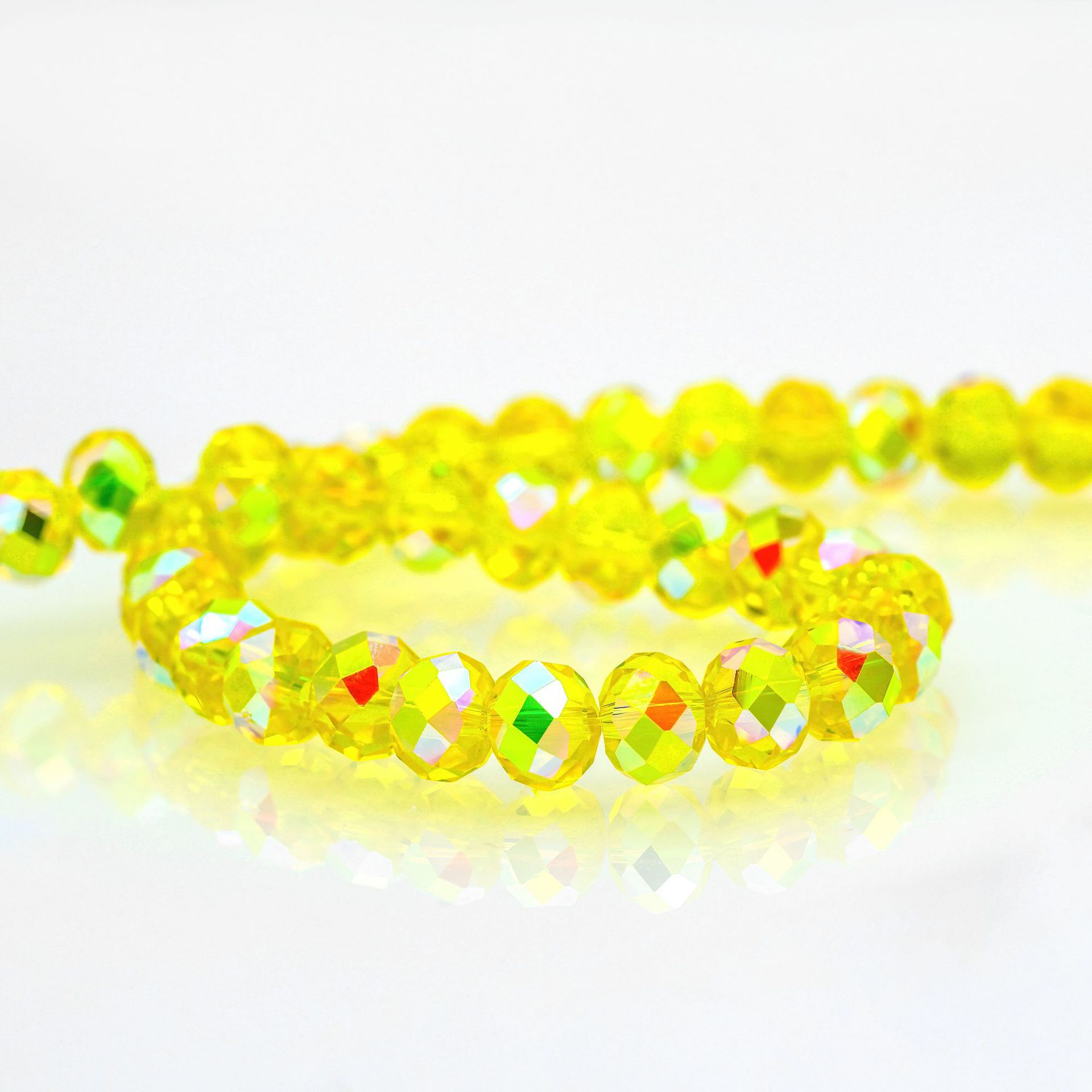 2 / 3 / 4 / 6 / 8 / 10MM imitación de Swarovski K9 buca austriaca ábaco de perforación de cristal de cristal