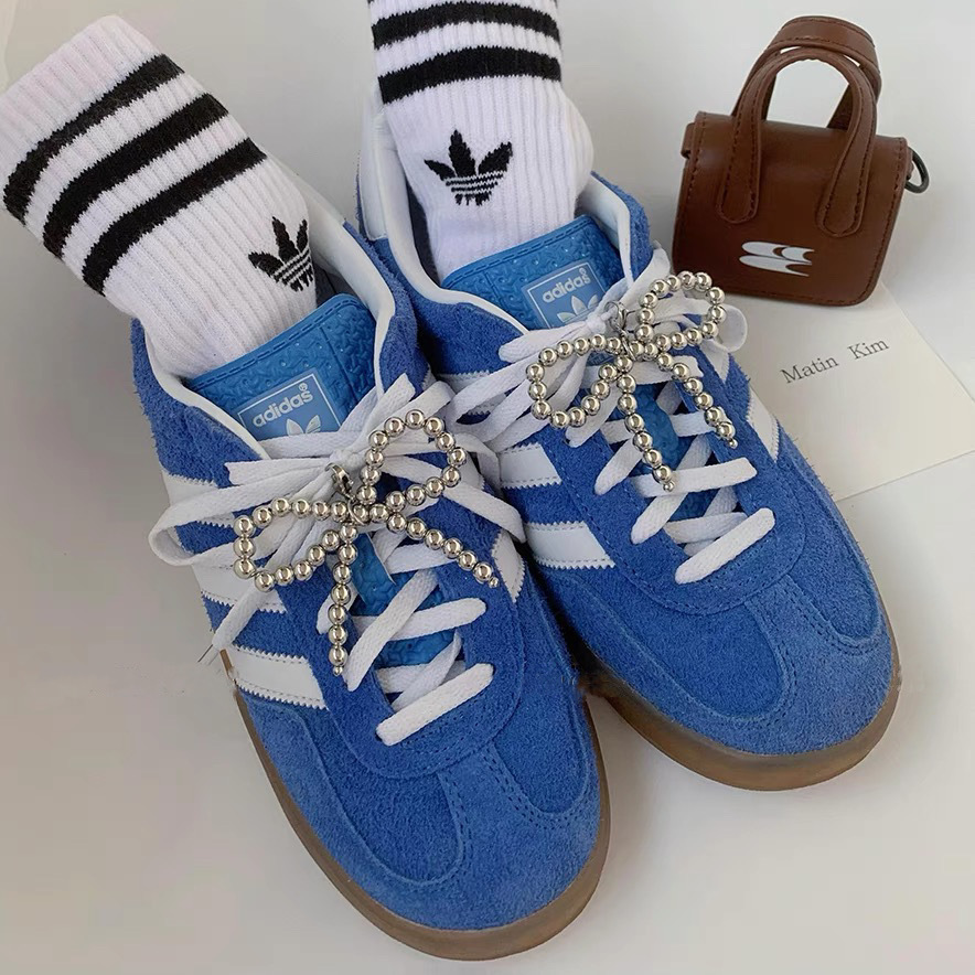 Artículo original de moda de verano arco perla botón de zapato colgante de cuentas zapatos zapatos adornamiento floral