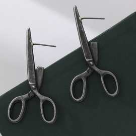 欧美跨境新品时尚复古剪刀耳钉女 创意个性节日礼物耳环厂家批发