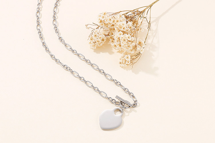30g Weight PVD Coated Gold Plating Process 18K Real Gold Plated Plating Material Wedding, Travel Occasion 304 Stainless Steel Material Heart Pattern Women'S Gender Fashion Style Waterproof Non Tarnish Craft PVD Coated 18K Gold Plated Heart Titanium Steel Fashion Waterproof Non Tarnish 5