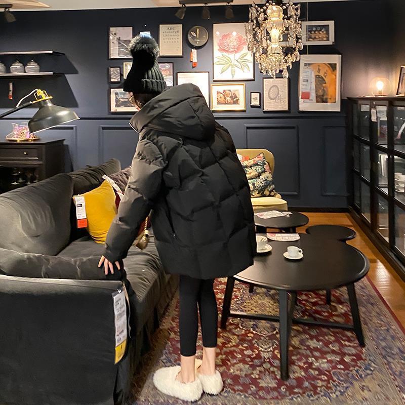 블랙 다운 재킷 여성의 겨울 두꺼운 중간 길이의 코튼 패딩 재킷 루즈 코트 안티 시즌 빵 세트 2024 새로운