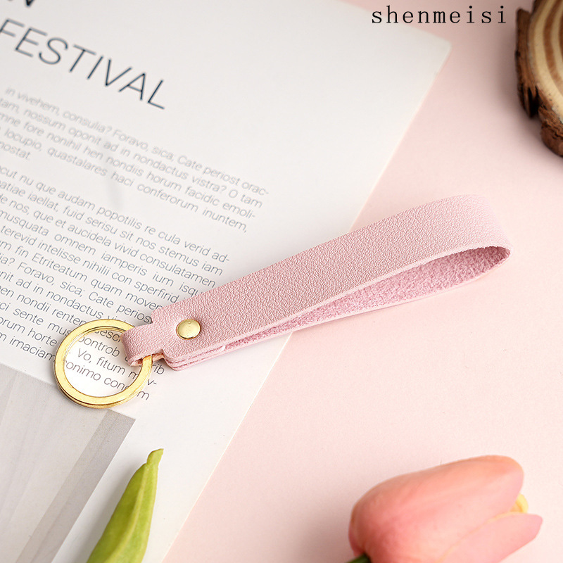 Keychain de cuero pu transfronterizo estilo simple de mano hebilla de cuero logotipo imprimible colgante de cuero llavero para hombres y mujeres