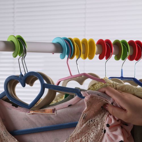 Anti-Blow-Down Hook Clothes Rack Anti-Slip Windproof Clip Wind Hook Creative Clothes Rack Round Pipe Fixed Clip Clothes Hanger