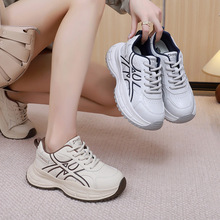 2025秋季新款厚底防滑老爹鞋百搭透气阿甘鞋休闲防水轻便女鞋运动