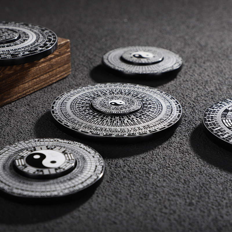 Gyro de la yema del dedo Taiji chisme brújula juguete negro tecnología Yi Jing 64 hexagrama giroscopio giratorio descompresión artefacto