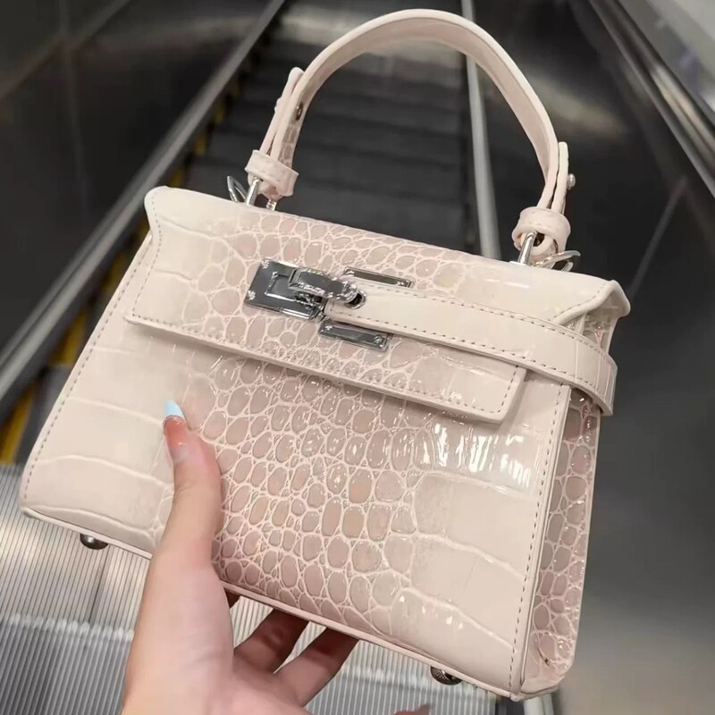 Original Handbag Autumn New Model High-End 2025 Niche Crocodile Pattern Kelly Bag Fashionable Versatile Handbag and Crossbody Bag