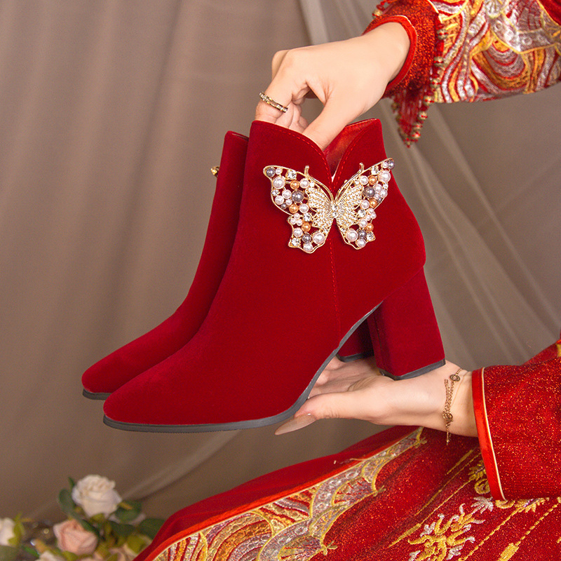 2024 Autumn and Winter Outfit Fashion Martins Boots Women's Pointed Toe Thin Heel Xiuhe Red Bridal Shoes Pearl Suede Ankle Boots