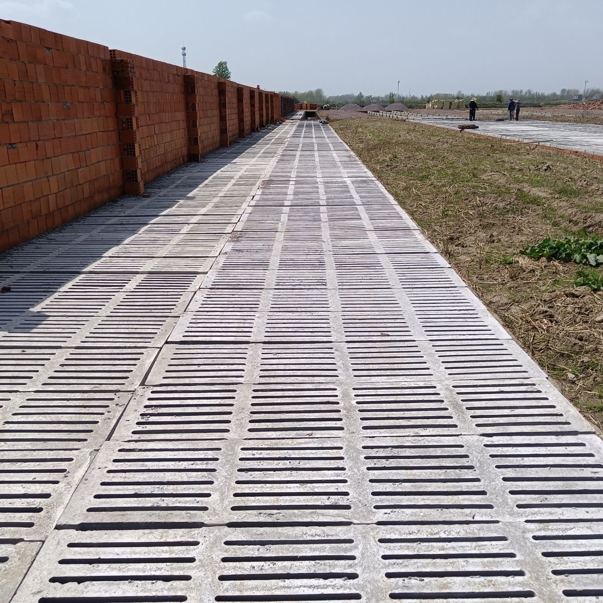 广西贵港水泥漏粪板养牛场牛棚坚固耐磨承重突出易清理本地直发​