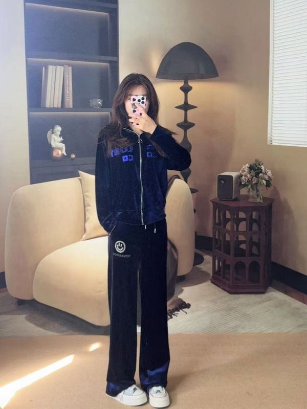 秋季连帽时尚气质显瘦休闲套装高级感拉链外套直筒阔腿裤两件套女|undefined