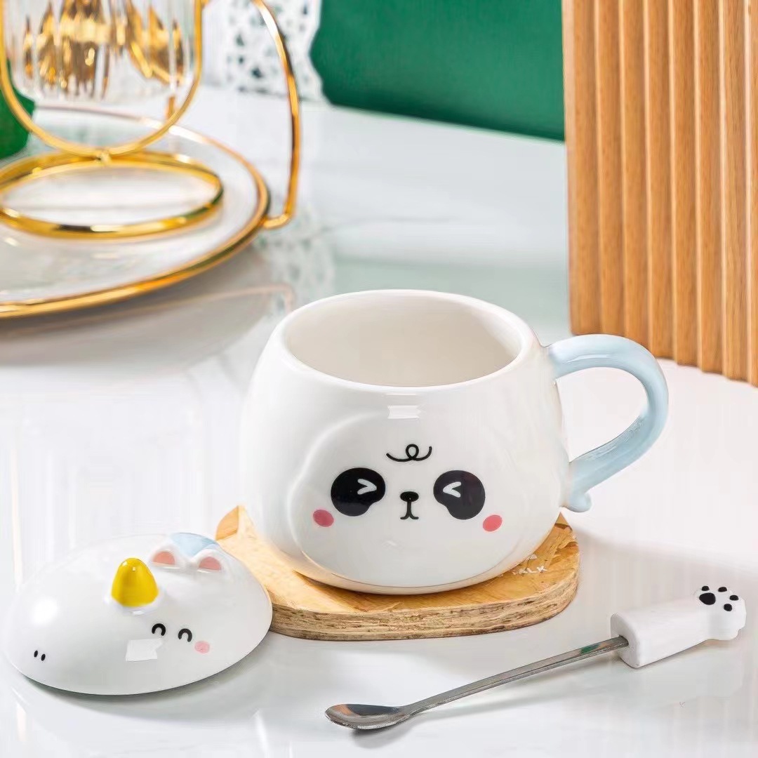 Creativo de dibujos animados lindo mordedura animal patrón de cerámica taza unicornio con tapa cuchara taza de café lindo mascota taza de agua