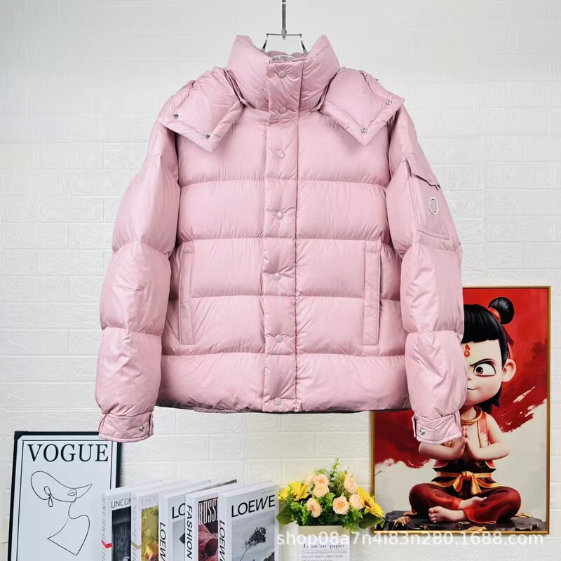 2026 Moncler Matte Short Winter down Jacket Maya with Detachable Hood, Unisex, Excellent Warmth 2026 Moncler Matte Short Winter down Jacket Maya with Detachable Hood, Unisex, Excellent Warmth