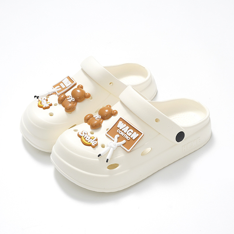 [Ready Stock] Cartoon Croc Shoes Women's Summer Outerwear Thick-Soled Anti-Slip 2025 New Beach Sandals Dropshipping