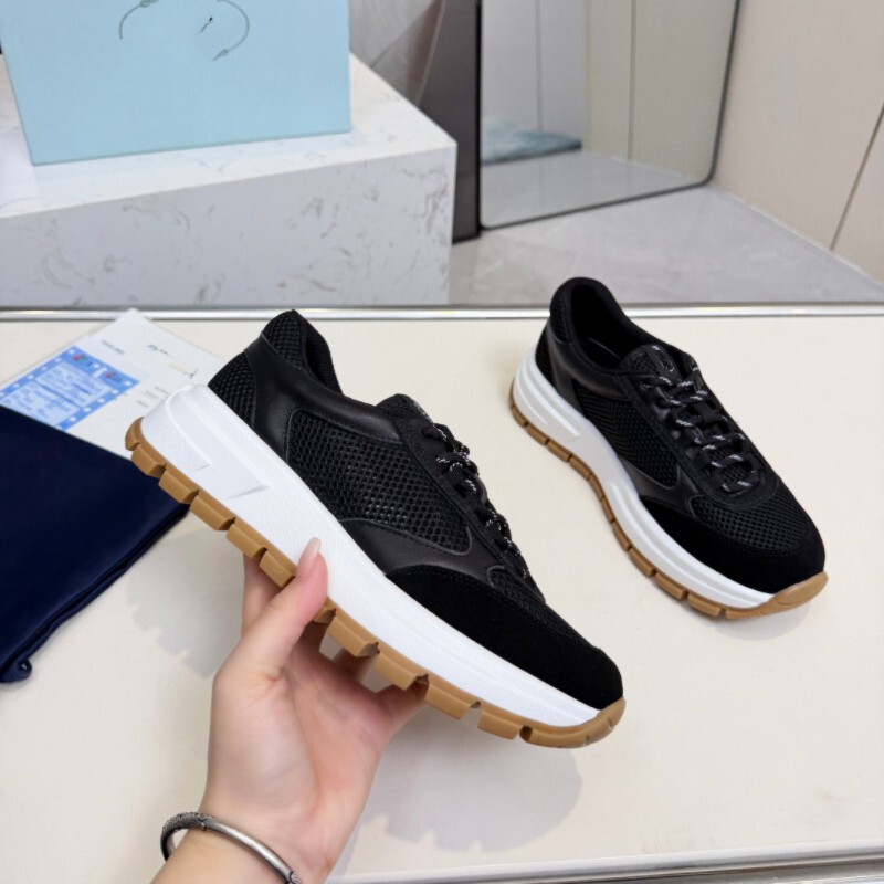 European New Style Men's Breathable Mesh Thick-Soled Sneakers, Casual Fashion Versatile Trendy Shoes, Genuine Leather Patchwork Running Shoes European New Style Men's Breathable Mesh Thick-Soled Sneakers, Casual Fashion Versatile Trendy Shoes, Genuine Leather Patchwork Running Shoes