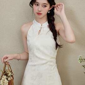 海边新疆度假穿搭新中式国风气质提花旗袍女春挂脖连衣裙两件套