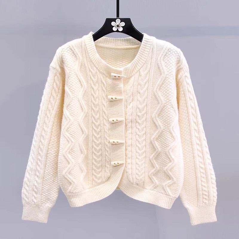 Branded Discount Women's Horn Button Cable Knit Sweater Coat 2025 Spring New Design Soft Knit Cardigan Branded Discount Women's Horn Button Cable Knit Sweater Coat 2025 Spring New Design Soft Knit Cardigan