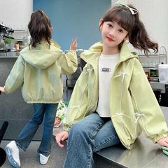 女童秋装外套2025新款春秋季冲锋衣大童洋气春秋款儿童防风衣外套