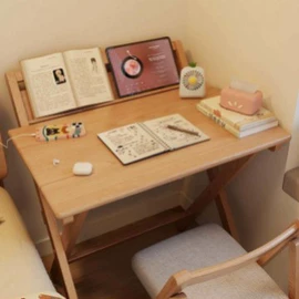 实木床;餐桌;餐椅