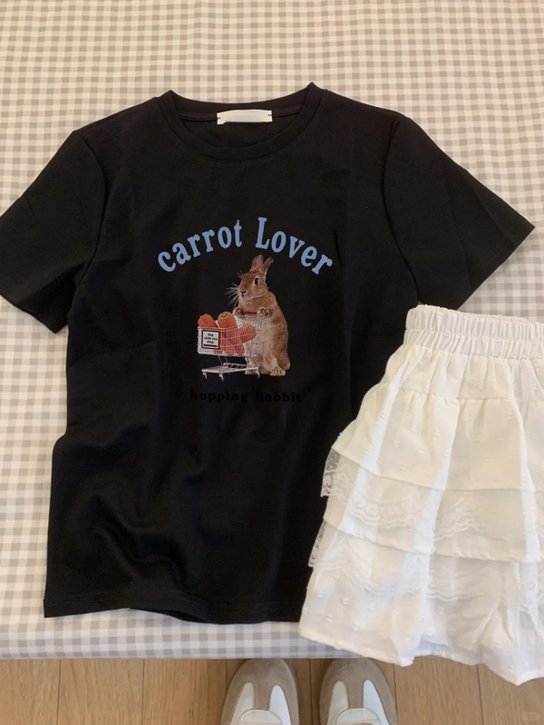 韓国版アニメウサギのプリント上着の女性2024夏綿綿の肩がやせているtシャツがゆるいins半袖|undefined