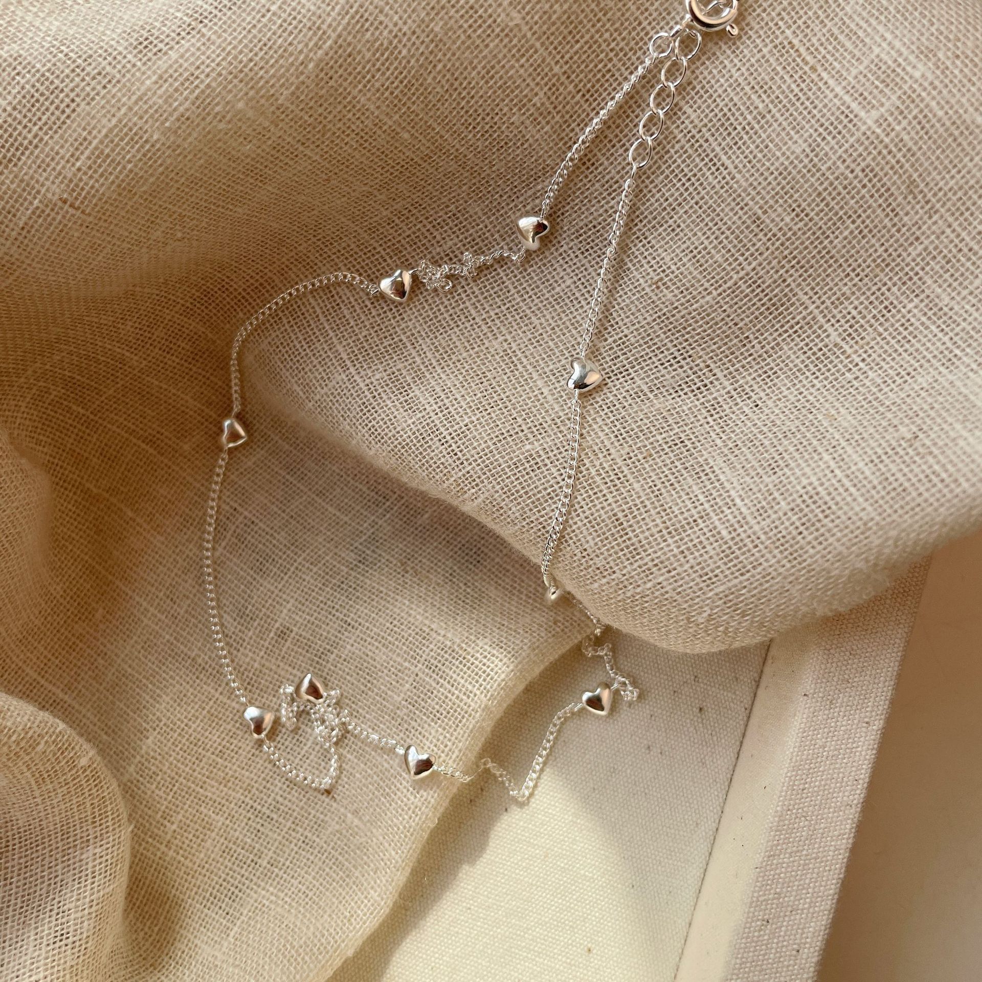 3g Weight 925 Sterling Silver Pendant Material Necklace Classification 925 sterling silver Chain Material cable chain Chain Type 1 Piece Quantity Holiday, Daily Occasion 925 Sterling Silver Material Heart Shape Pattern Women's Gender Plating Design Simple Style Style 925 Sterling Silver Cable Chain Plating Heart Shape Necklace 7