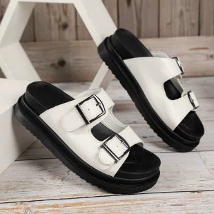 Тапочки женские летние 2023, новая модная повседневная Нескользящая универсальная женская верхняя одежда в Корейском стиле с одним словом, модная пляжная