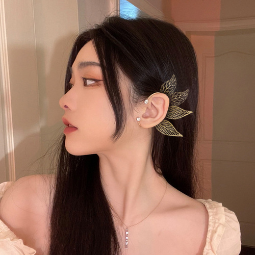 Retro hanfu ear leaf hanging summer woman without ear pierced earrings ear bones with sen national wind ear clip boom