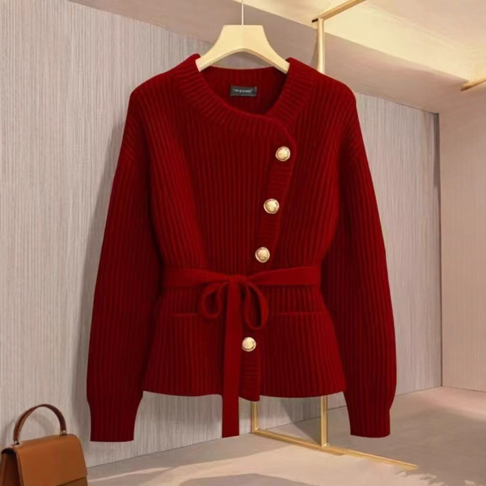 2025 Winter Stylish Unique Chic Knitted Sweater Top Lazy Waist Super Pretty Red Sweater Women's Coat