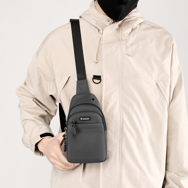 2024 New Arrival Men's Chest Bag Oxford Cloth Crossbody Bag Men's Mini Small Backpack Fashionable Simple Mobile Phone Bag Casual