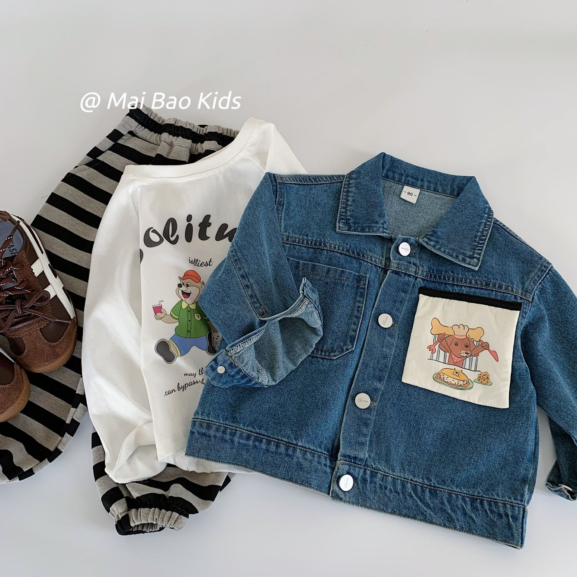 Mai Bao ropa infantil chaqueta de vaquero para niños 2025 otoño nuevo vestido de otoño para bebés masculinos y femeninos una chaqueta de estilo occidental