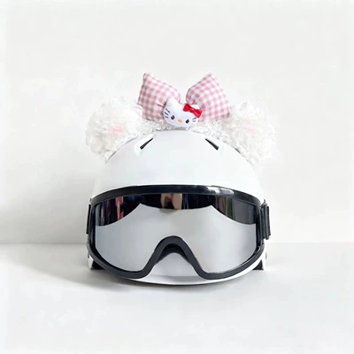 double board helmets, motorcycle helmet – Motosiklet dəbilqələri - no-helmet-kt-blush-bear-white