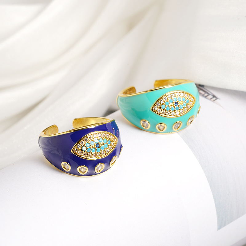 Anillo de oro galvanizado de 18 quilates de galvanizado de estilo europeo y americano, anillo de ojo del diablo, joyas para mujeres nichos que no se desvanecen durante mucho tiempo