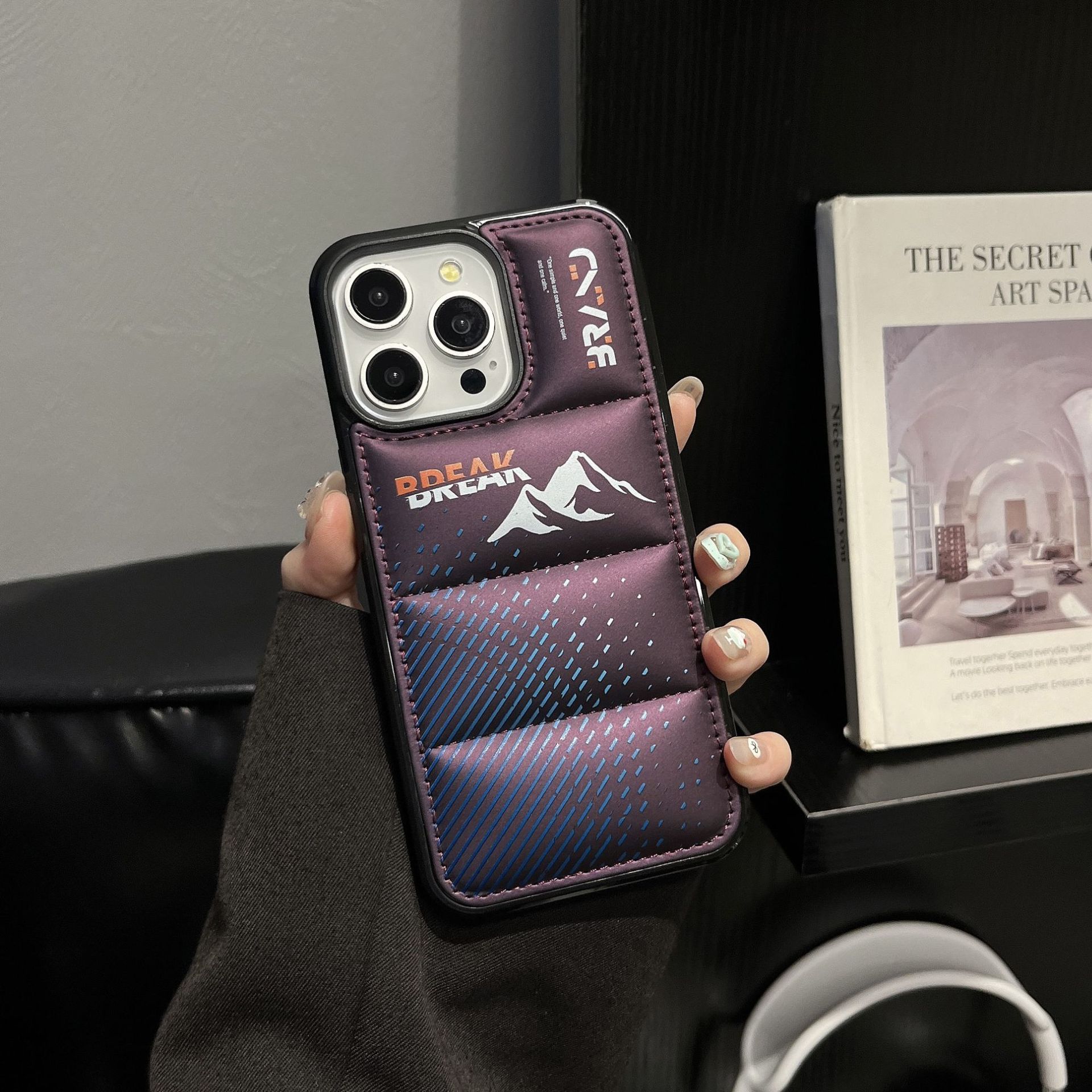 Neue Jahr Mode marke leder gepolsterte unten jacke handy fall_voghion.com