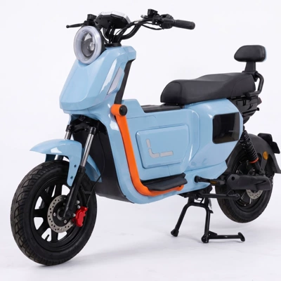 Elektrikli motosikletlər — Delivery, with Ultra-Long Battery Life - light-blue-u2-empty-car