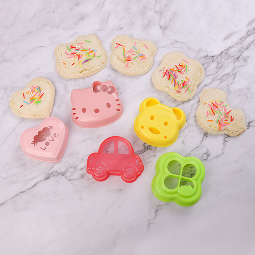 Cross-border DIY bread cutter cute sandwich mold toast cutter sandwich maker bear bread mold