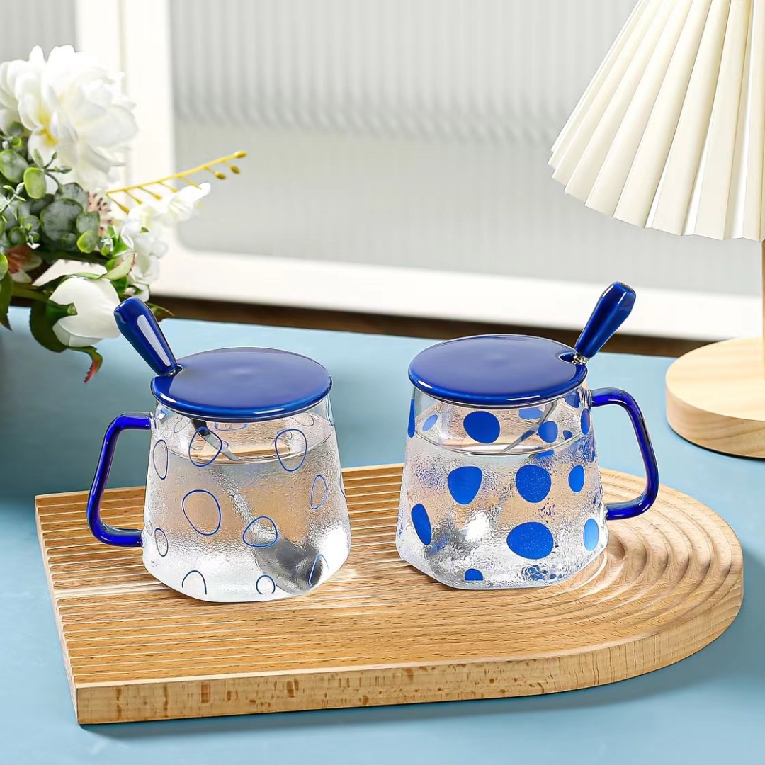 Taza de cristal azul oscuro de la personalidad creativa con la cuchara de la tapa taza simple de alto aspecto con la taza de café de la Oficina del regalo de la mano
