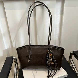 Shoulder Bag, Retro Capacious Demi-Season One-Shoulder Design, Pendant Variants