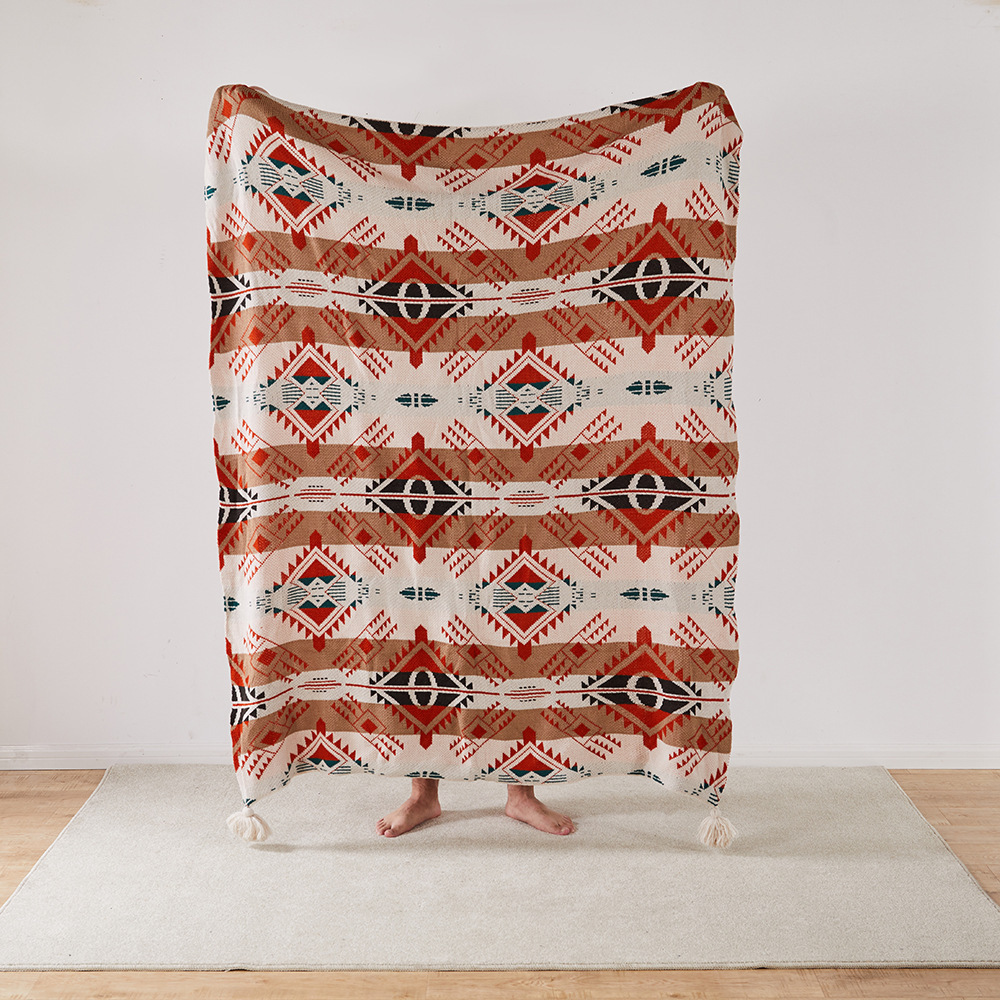 Meizuo wool Bohemian sofa knitted jacquard outdoor blanket camping carpet_voghion.com