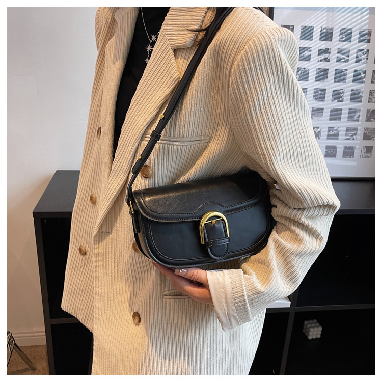 Streetwear Style Square Shape Small Size Women's Small All Seasons Pu Leather Streetwear Saddle Bag