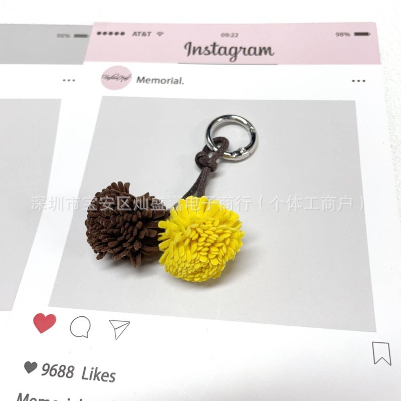 miu风可爱精致百搭钥匙扣拼色流苏球包挂件潮鞋潮包背包挂饰|undefined