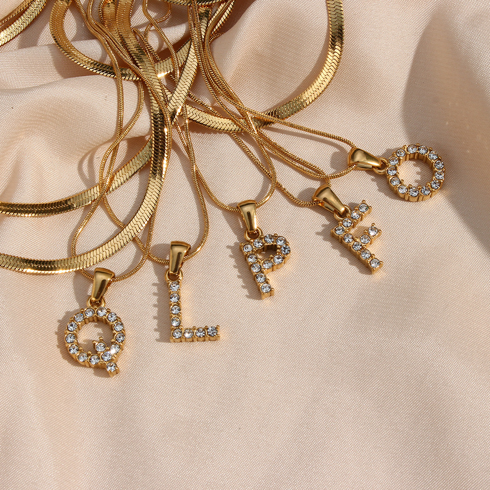 Letter Fashion Zircon 18K Gold Plated 304 Stainless Steel Necklace Wholesale display picture 3